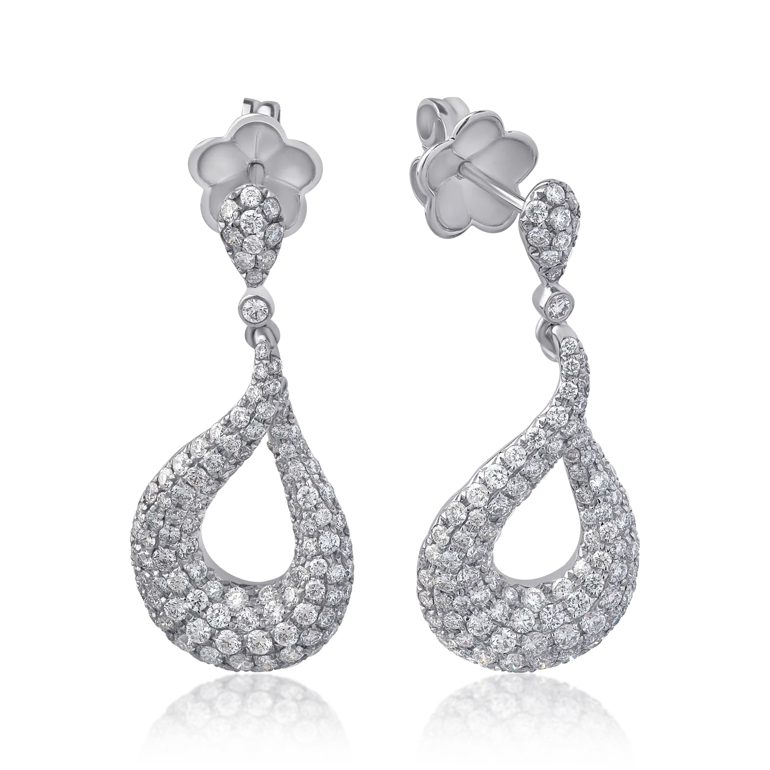18K white gold earrings with 2.01ct diamonds