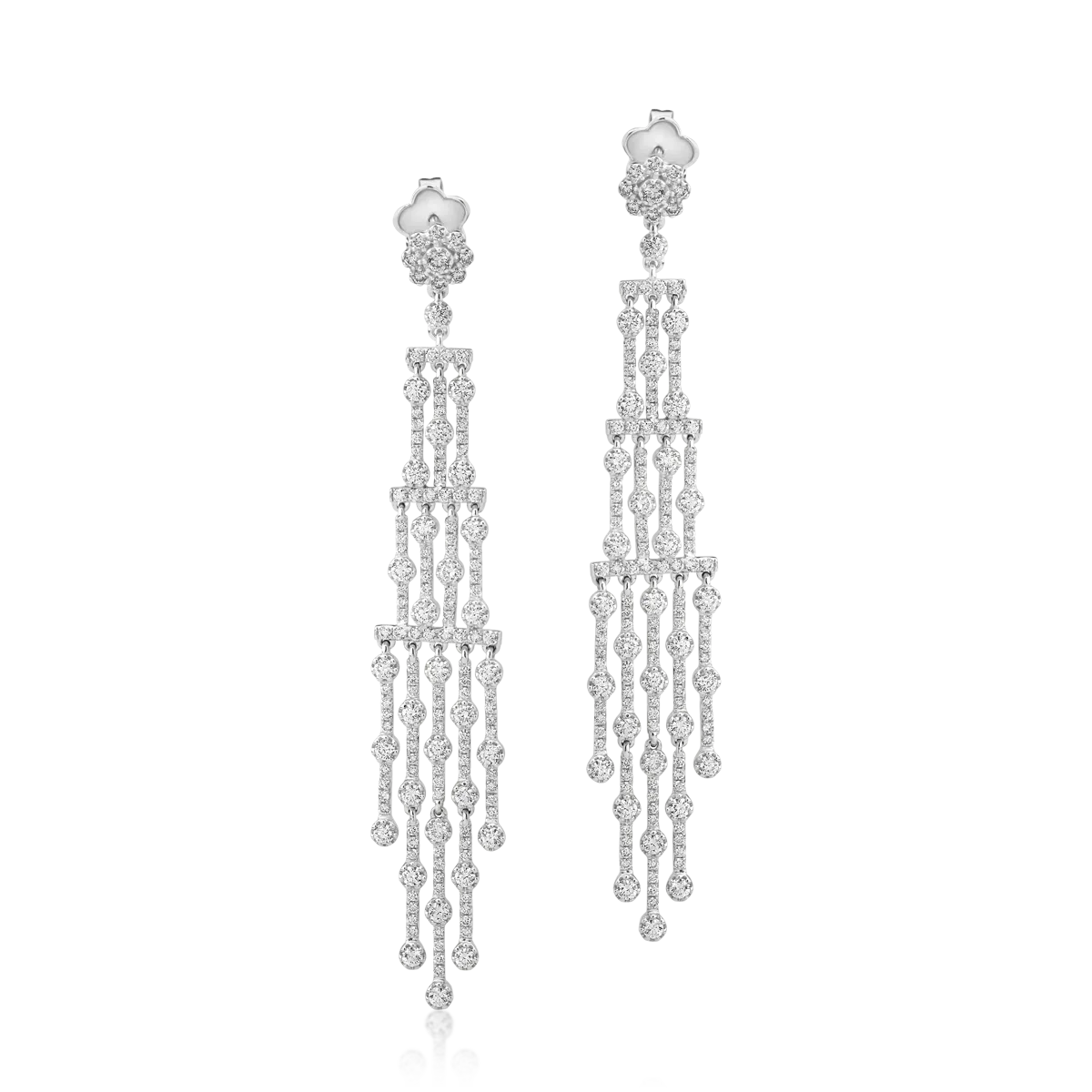 18K white gold earrings with 3.92ct diamonds