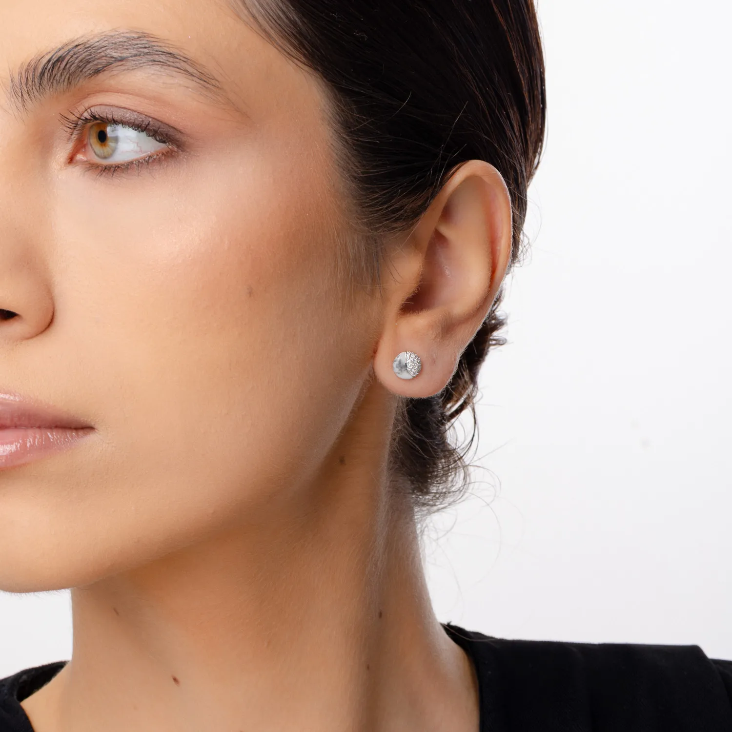 18K white gold earrings