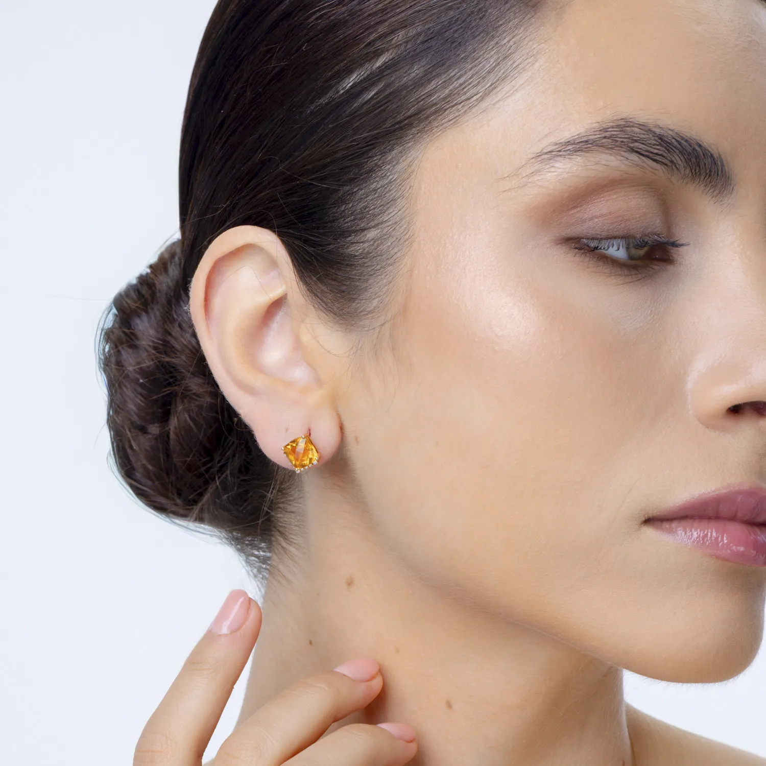 Cercei din aur galben cu citrine cushion de 5ct si diamante de 0.1ct