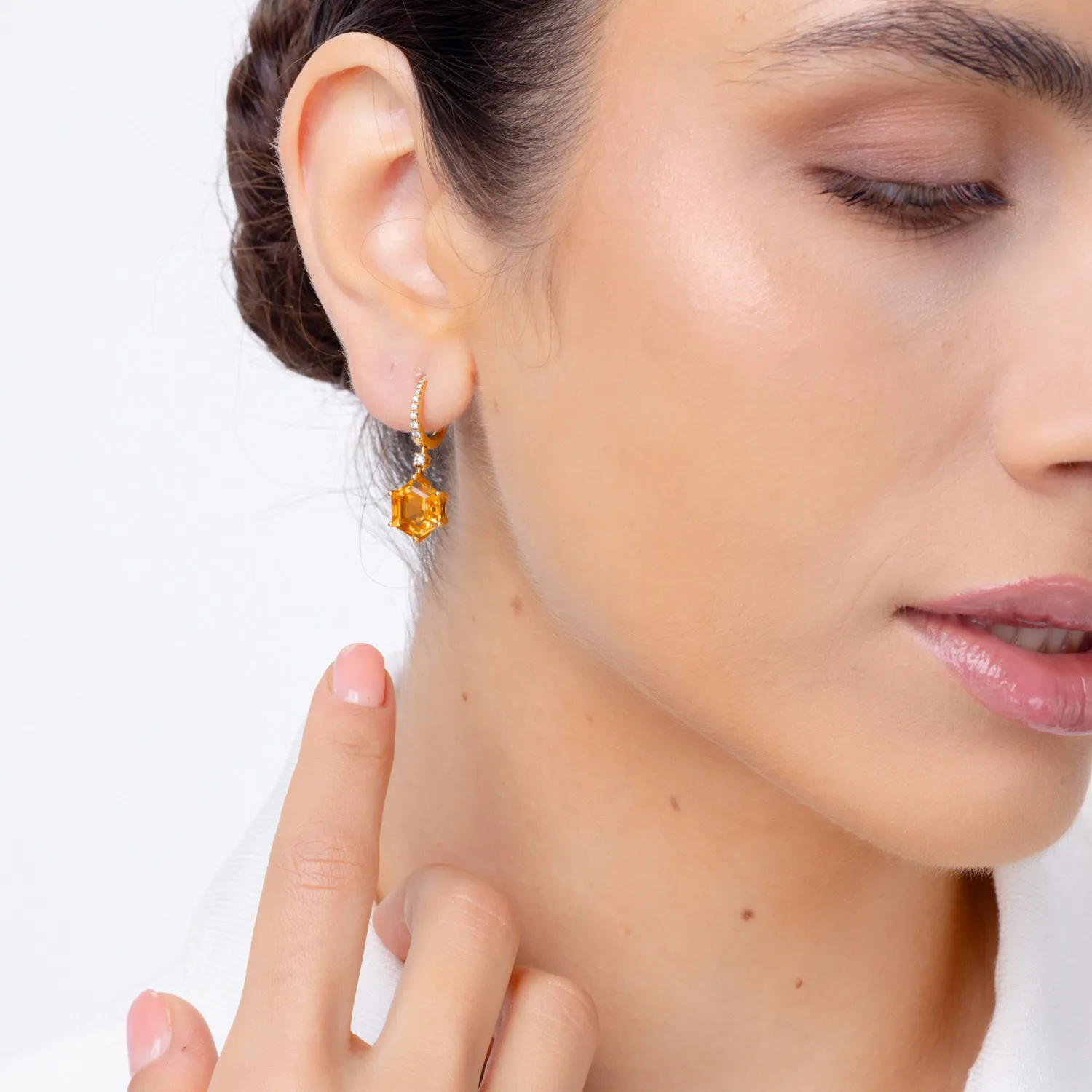Cercei din aur galben cu citrine de 6.6ct si diamante de 0.18ct