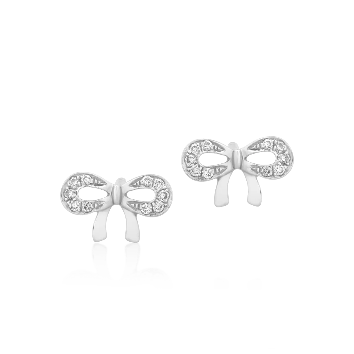 Обеци от бяло злато 18К с диаманти 0.062гкт