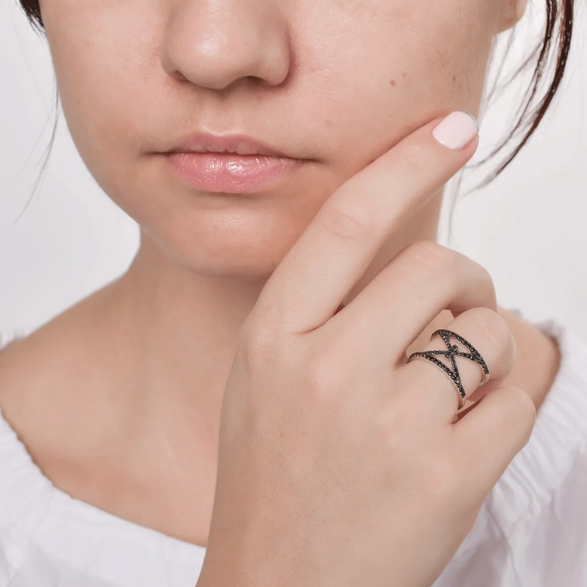 Пръстен от бяло злато 18K с черни диаманти 0.53ct