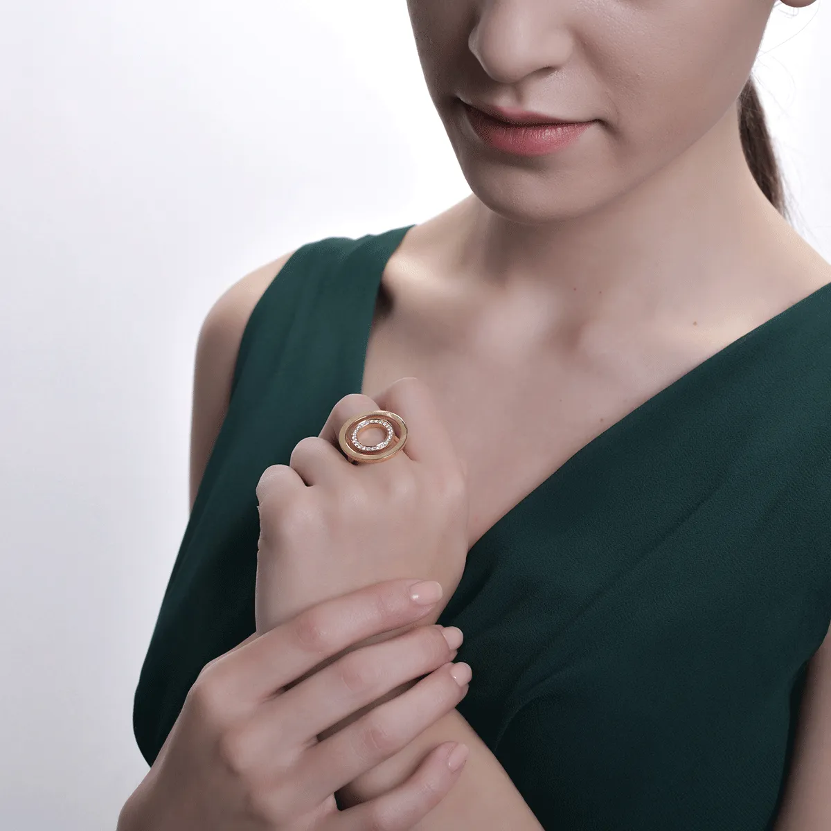 18k rózsa arany gyűrű gyémántokkal 0.3ct