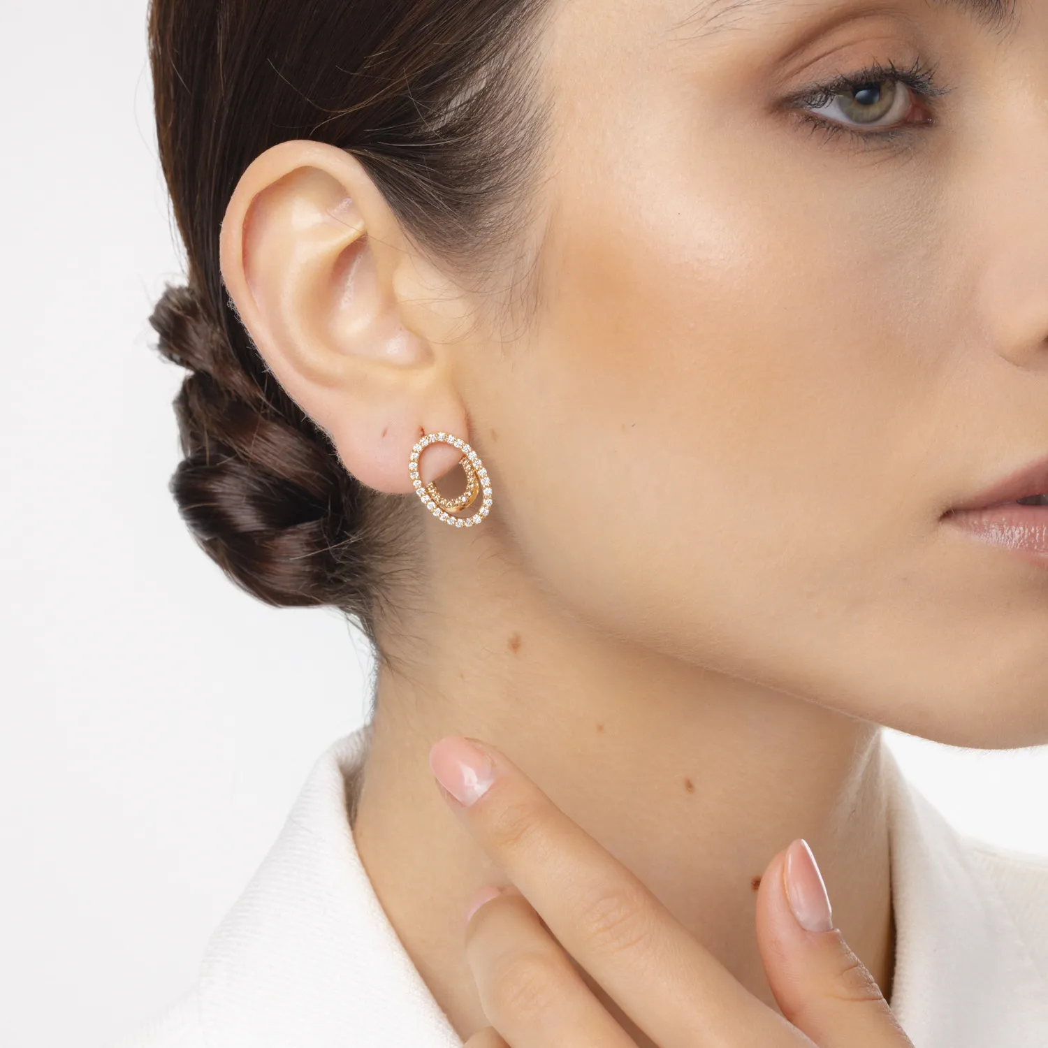 Kolczyki z 18K różowego złota z 0.41ct brązowymi diamentami i 0.8ct bezbarwnymi diamentami