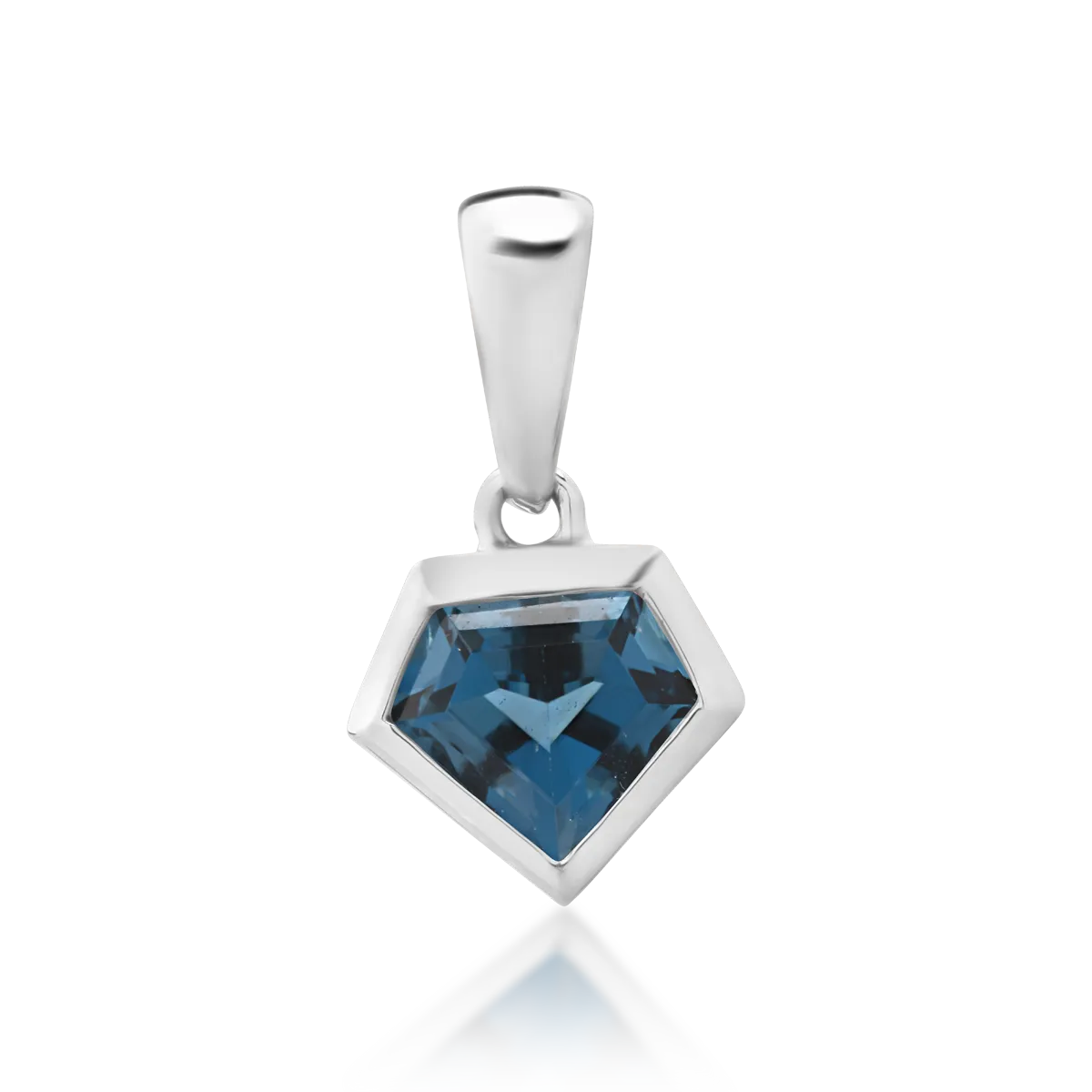 18K white gold pendant with 0.67ct london blue topaz