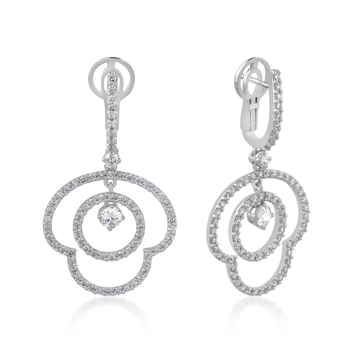 18K white gold earrings with 2.33ct diamonds