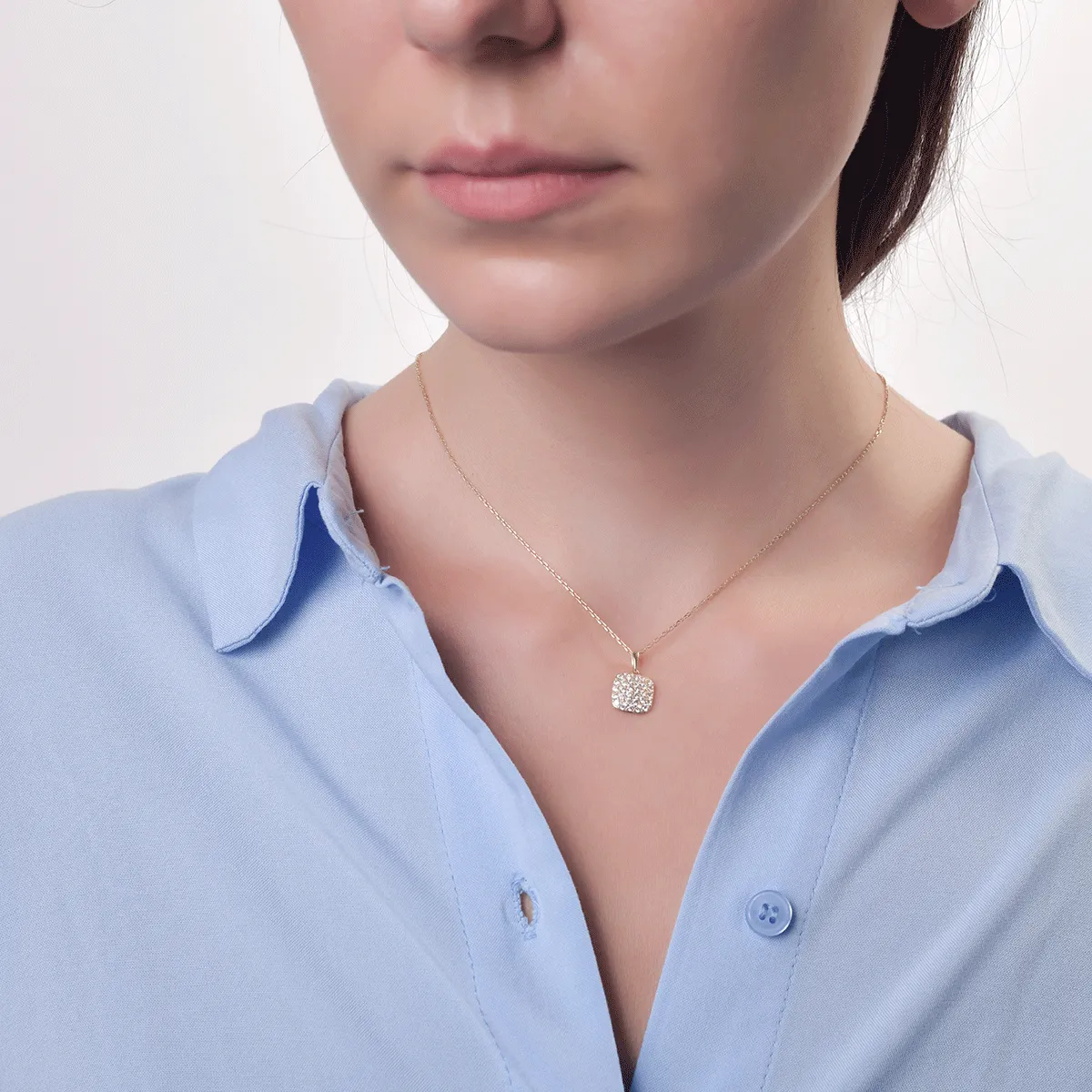 14K yellow gold pendant
