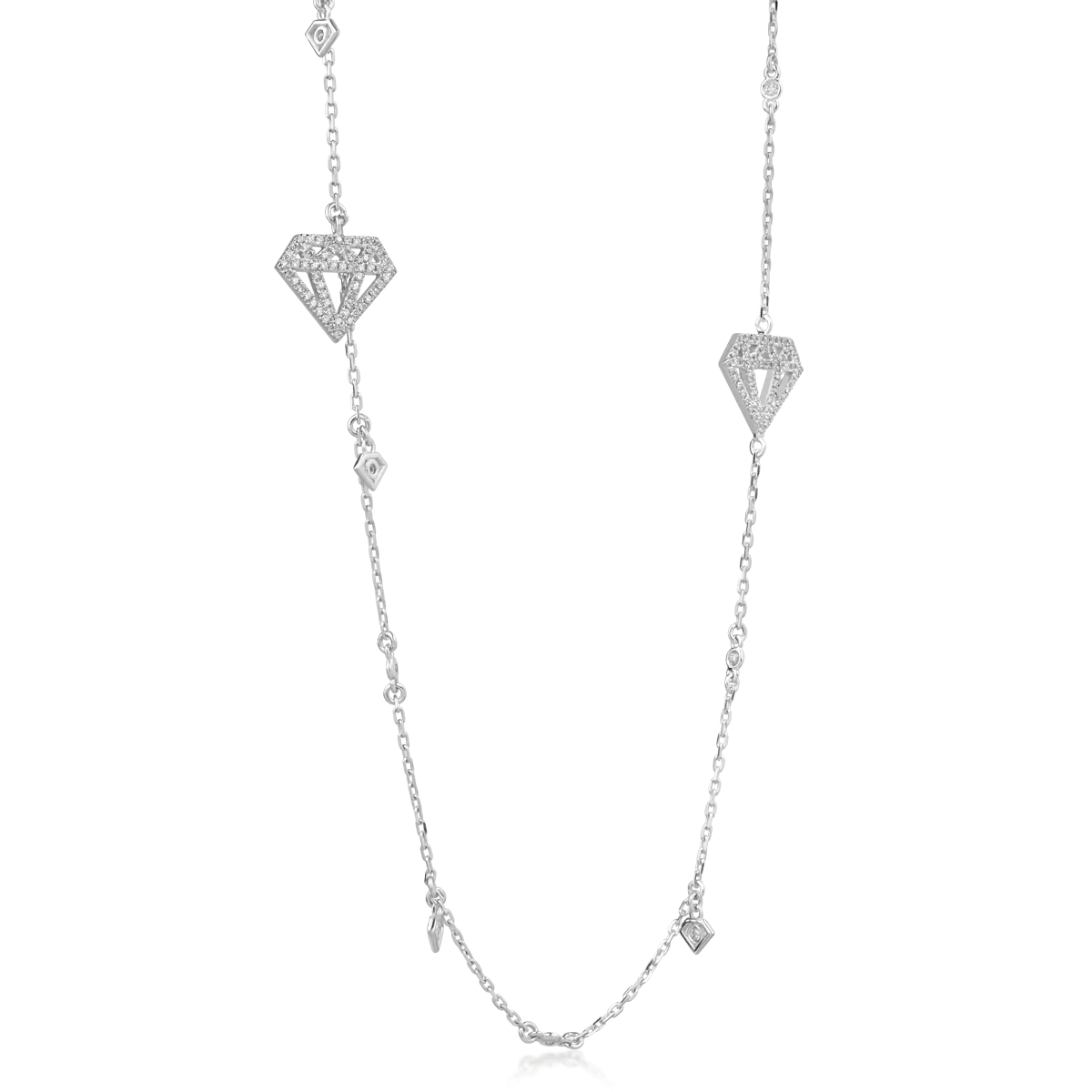 18K white gold necklace with 0.66ct diamonds