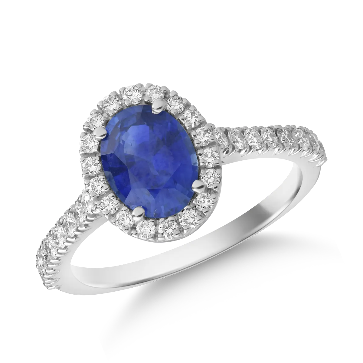 18K white gold ring with sapphire of 1.61ct and diamonds of 0.45ct