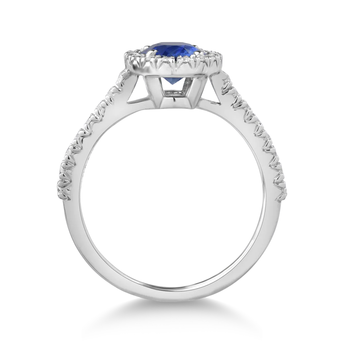 18K white gold ring with sapphire of 1.61ct and diamonds of 0.45ct