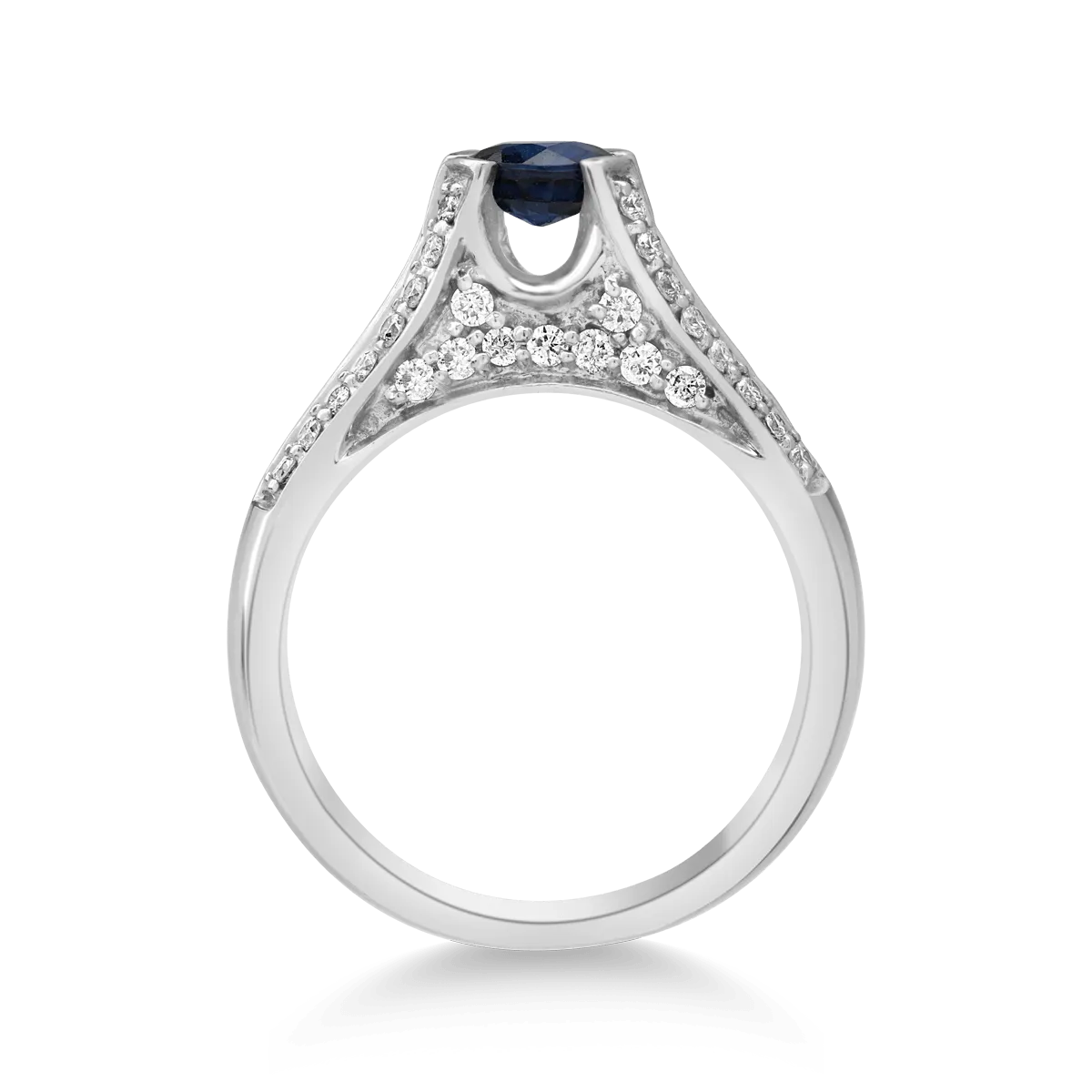 14K white gold ring with 0.8ct sapphire and 0.51ct diamonds