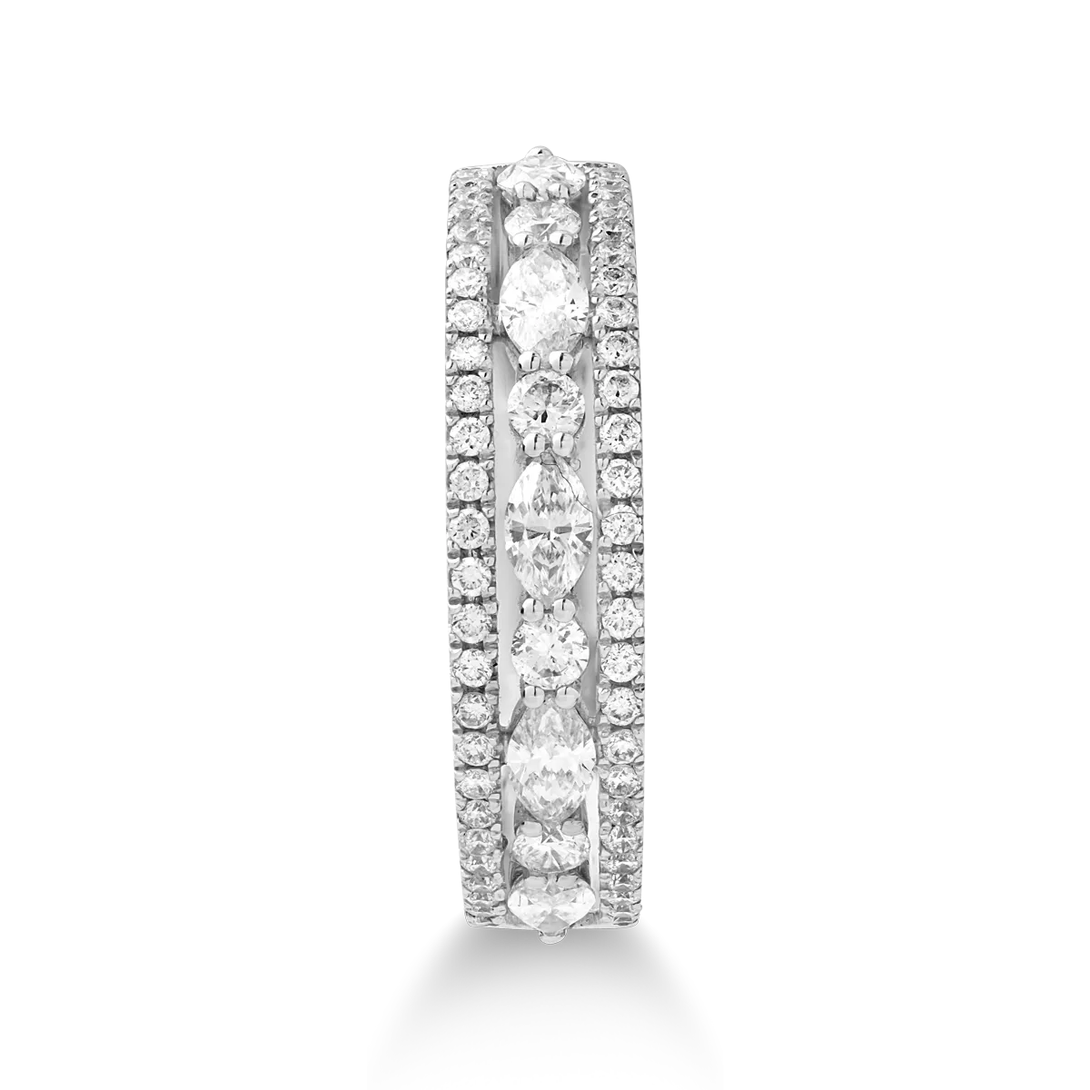 18K white gold ring with 0.89ct diamonds