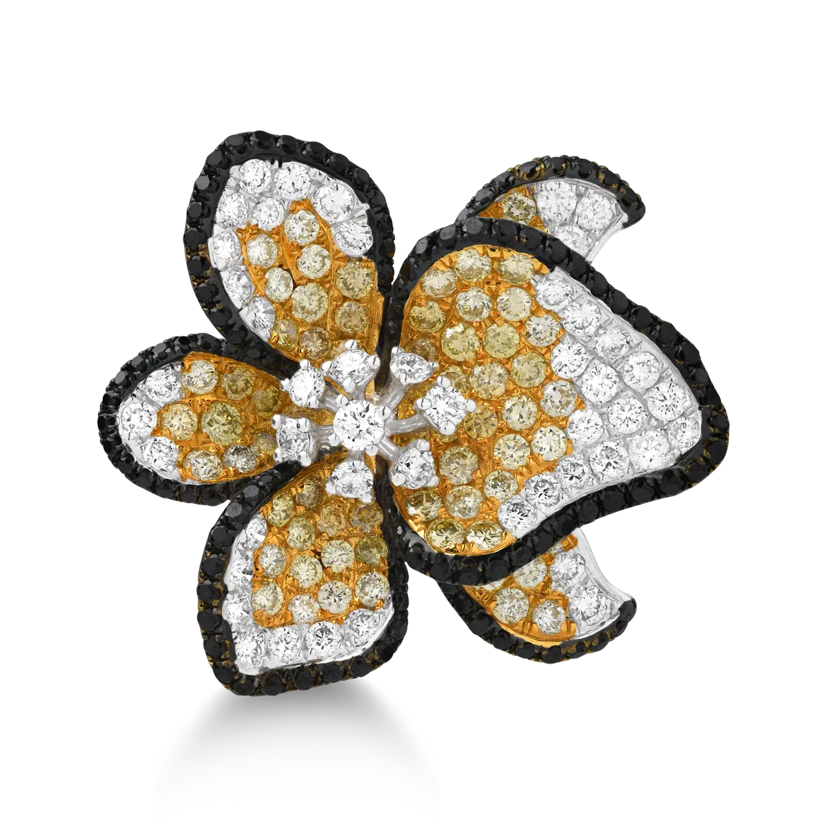 18K white gold flower ring with 2.97ct diamonds