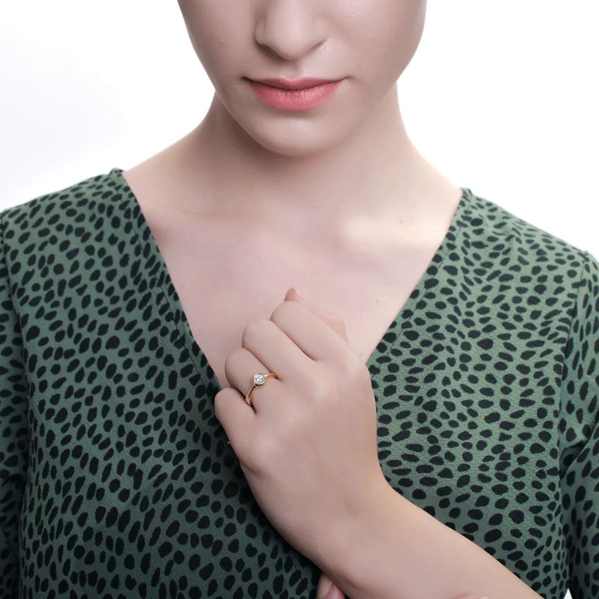 Gyűrű 18K-os sárga aranyból 0.125ct gyémánttal és 0.055ct gyémánttal