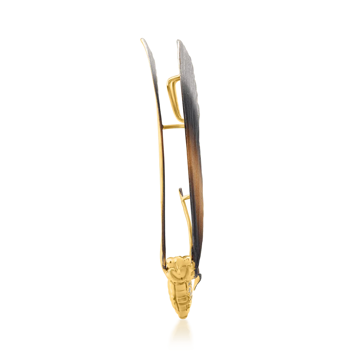 18K yellow gold butterfly pendant with 0.17ct diamonds