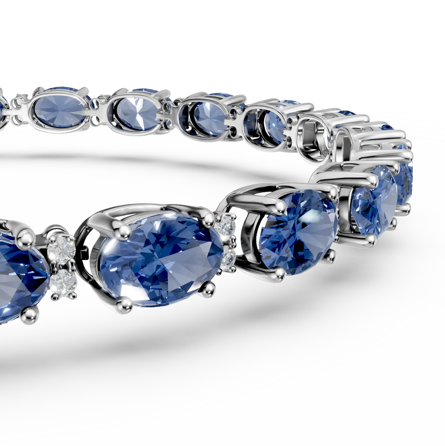 18 karátos fehérarany karkötő 10.89 karátos tanzanittal és 0.26 karátos gyémántokkal