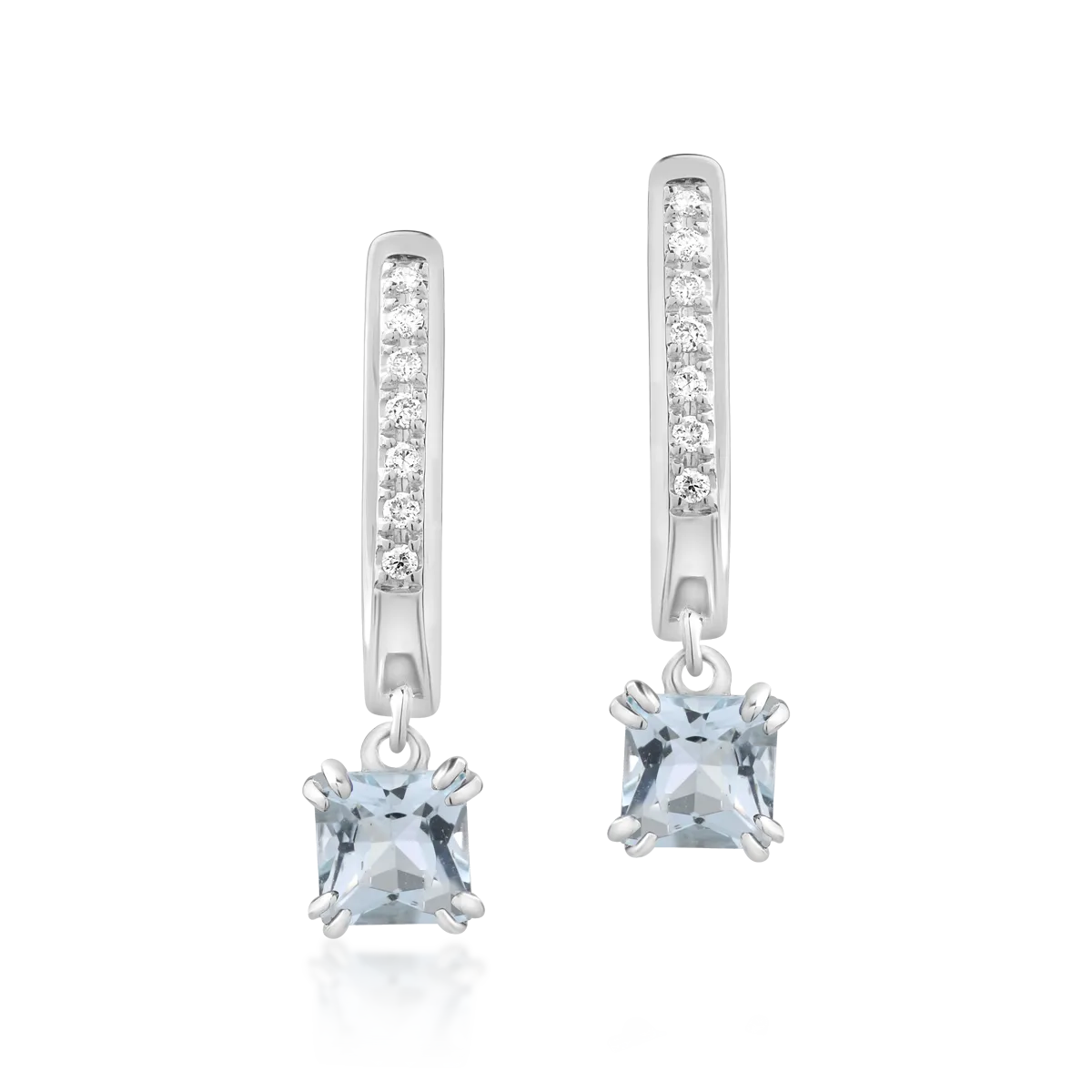 18K white gold earrings with aquamarine of 0.61ct and diamonds of 0.05ct