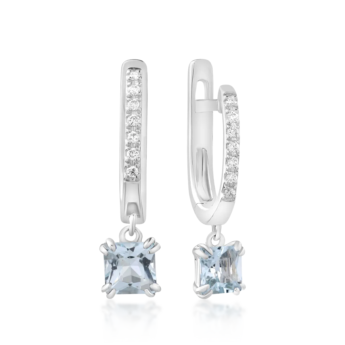 18K white gold earrings with aquamarine of 0.61ct and diamonds of 0.05ct