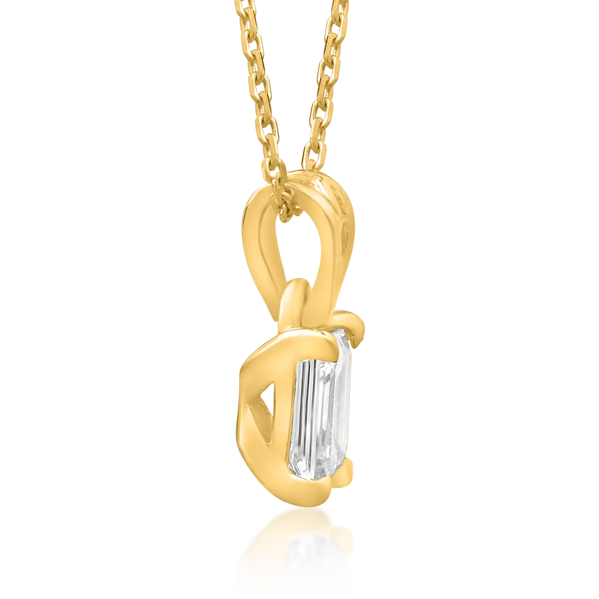 18K yellow gold pendant necklace with 0.3ct diamond