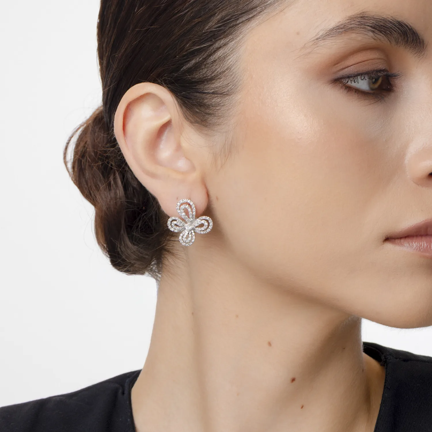 18K fehérarany fülbevaló 1.212ct gyémántokkal