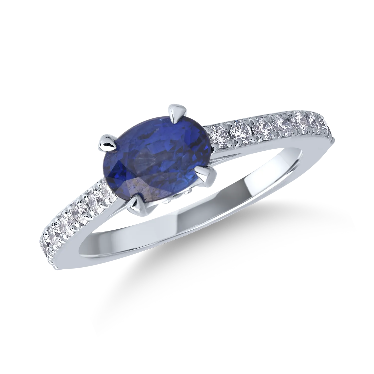 Inel din aur alb cu safir oval de 1.1ct si diamante de 0.2ct