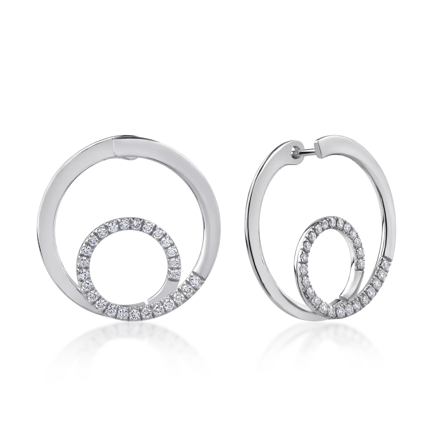 18K white gold earrings with 0.54ct diamonds