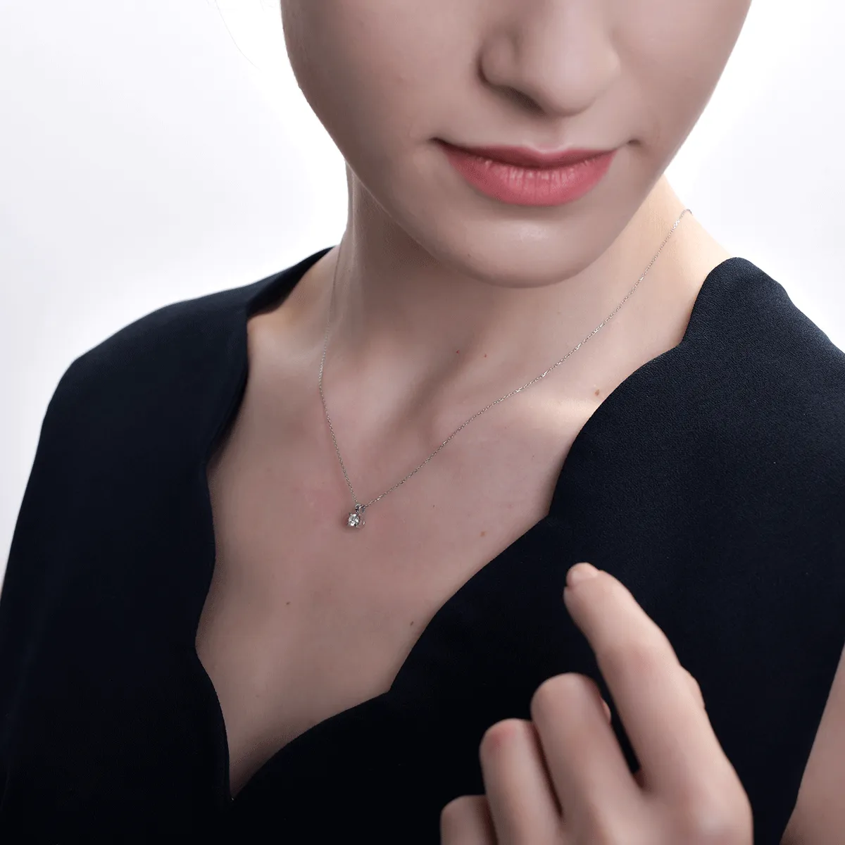 Lant cu pandantiv din aur alb cu diamant de 0.2ct-170516