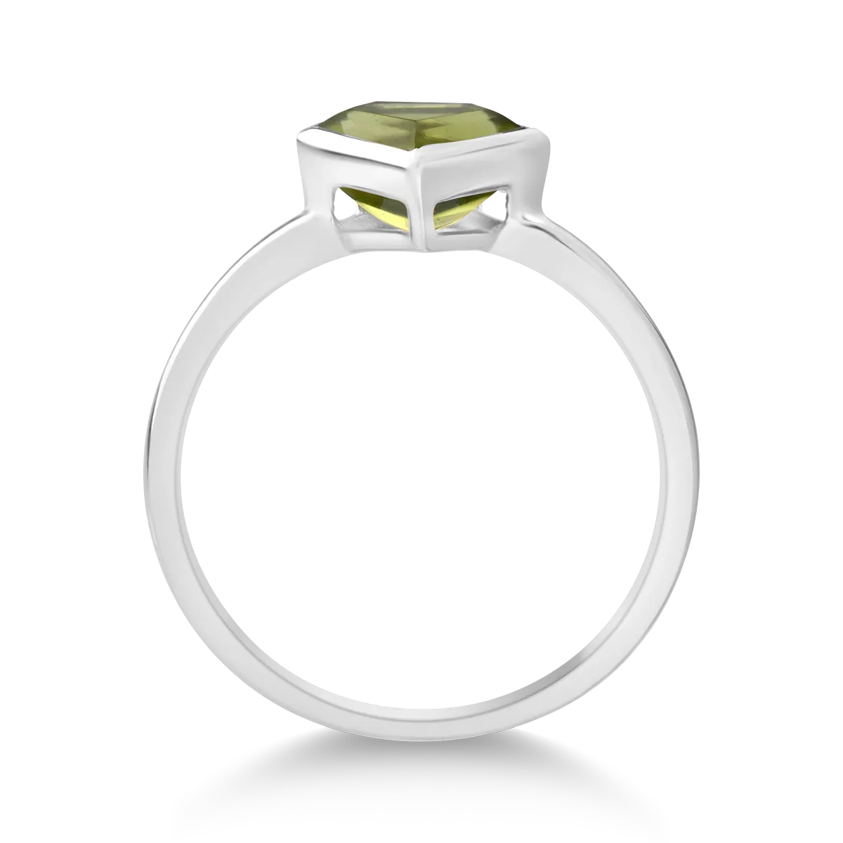 18K white gold ring with 1.4ct peridot