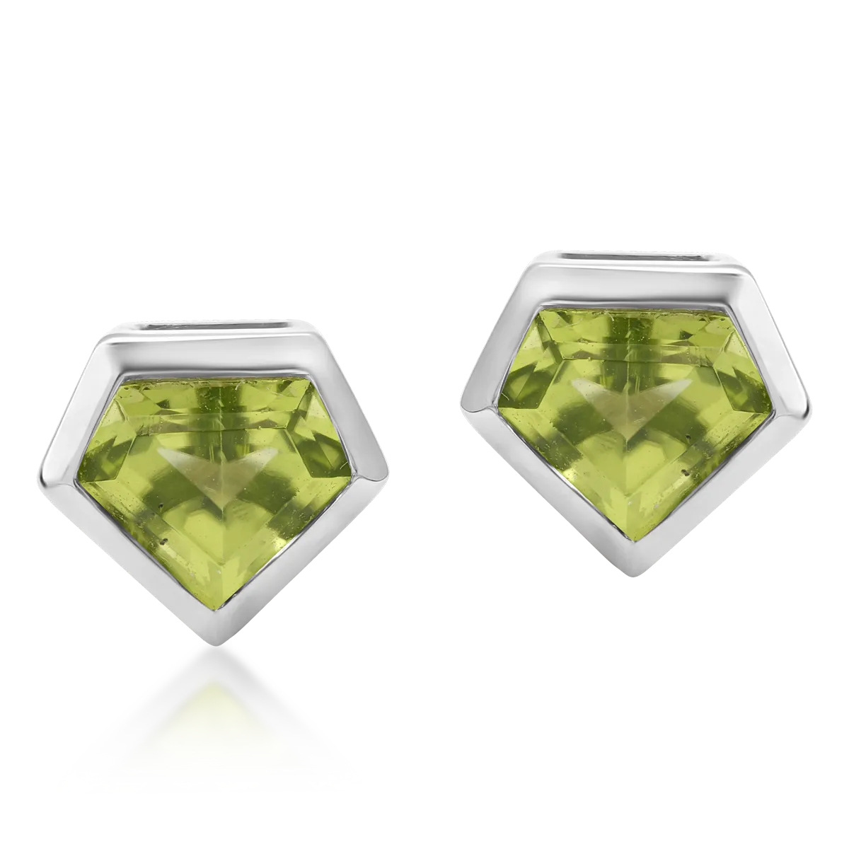 Cercei din aur alb de 18K cu peridote de 1.26ct