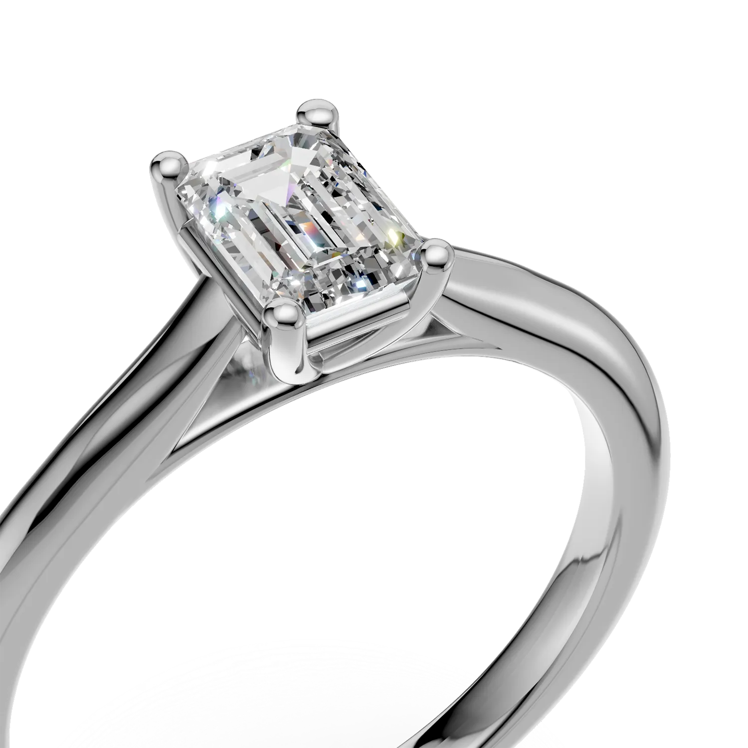 Inel de logodna din platina cu un diamant solitaire de 0.6ct