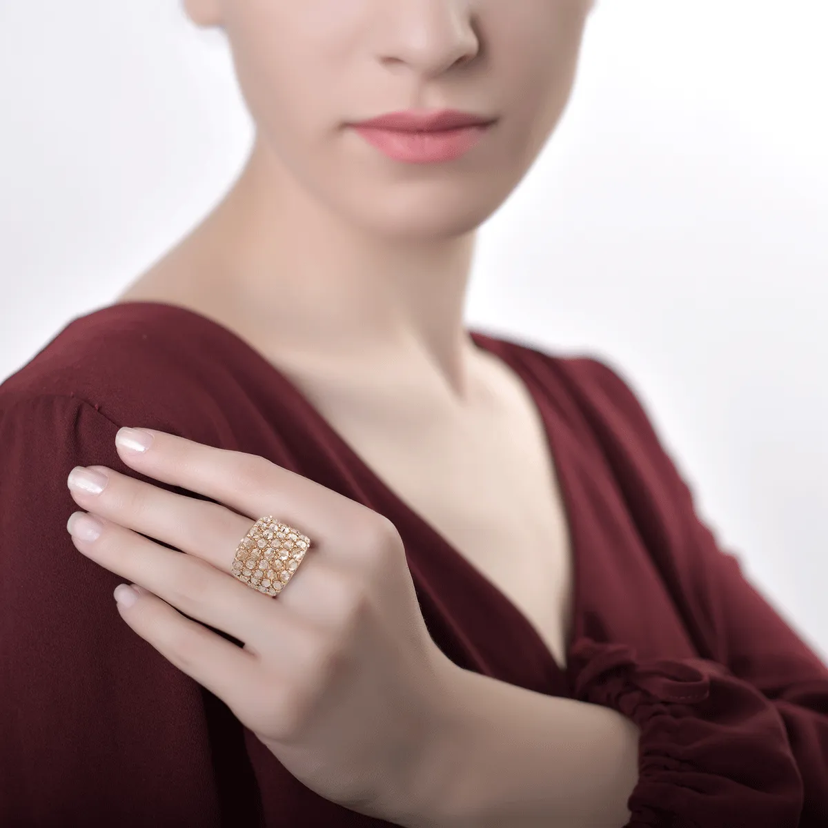 18K rose gold ring with brown diamonds of 6.45ct