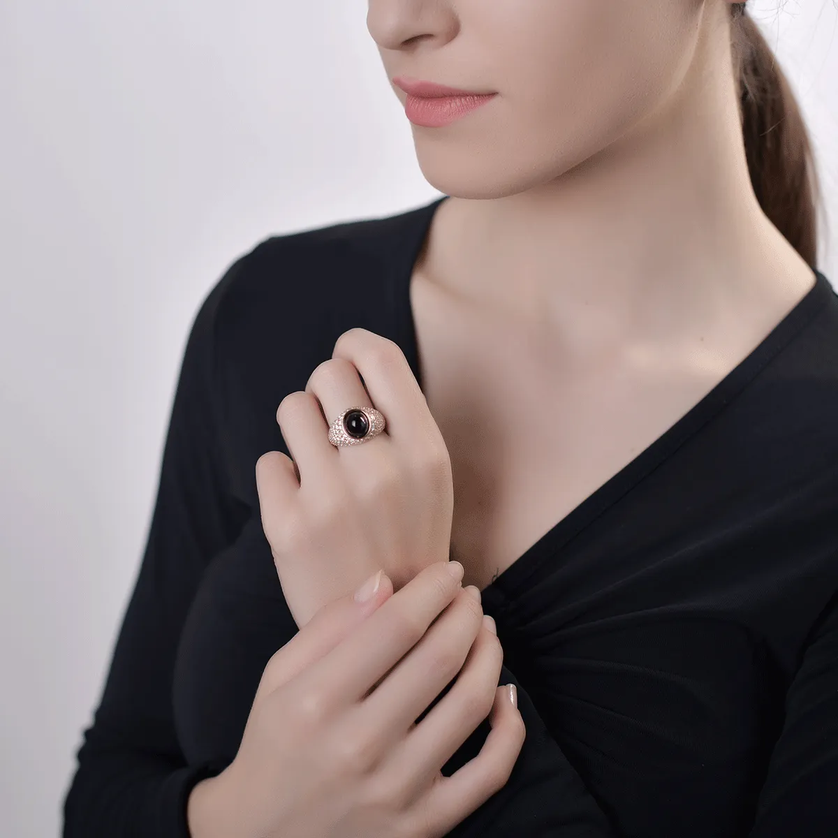 Inel din aur roz de 18K cu ametist de 3.71ct si diamante de 2.12ct