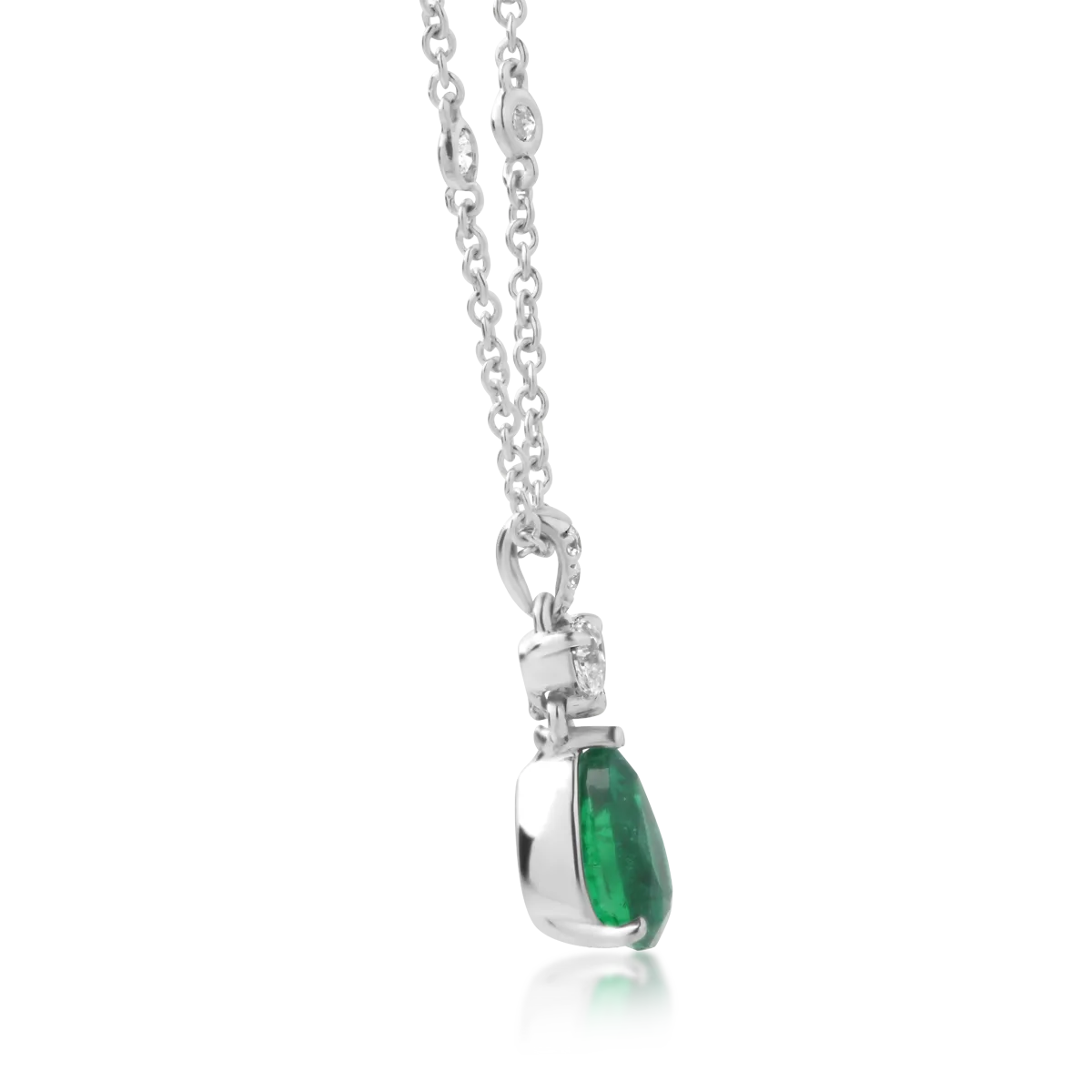 18K white gold pendant chain with 1.31ct emerald and 0.42ct diamonds