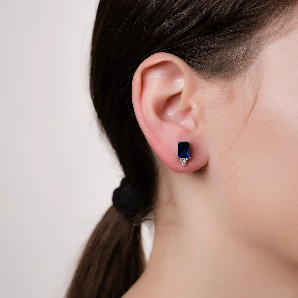 Обеци от бяло злато 14K