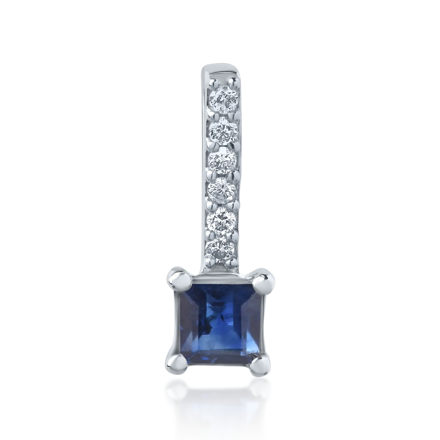 14K white gold pendant with a 0.17ct sapphire and 0.03ct diamonds