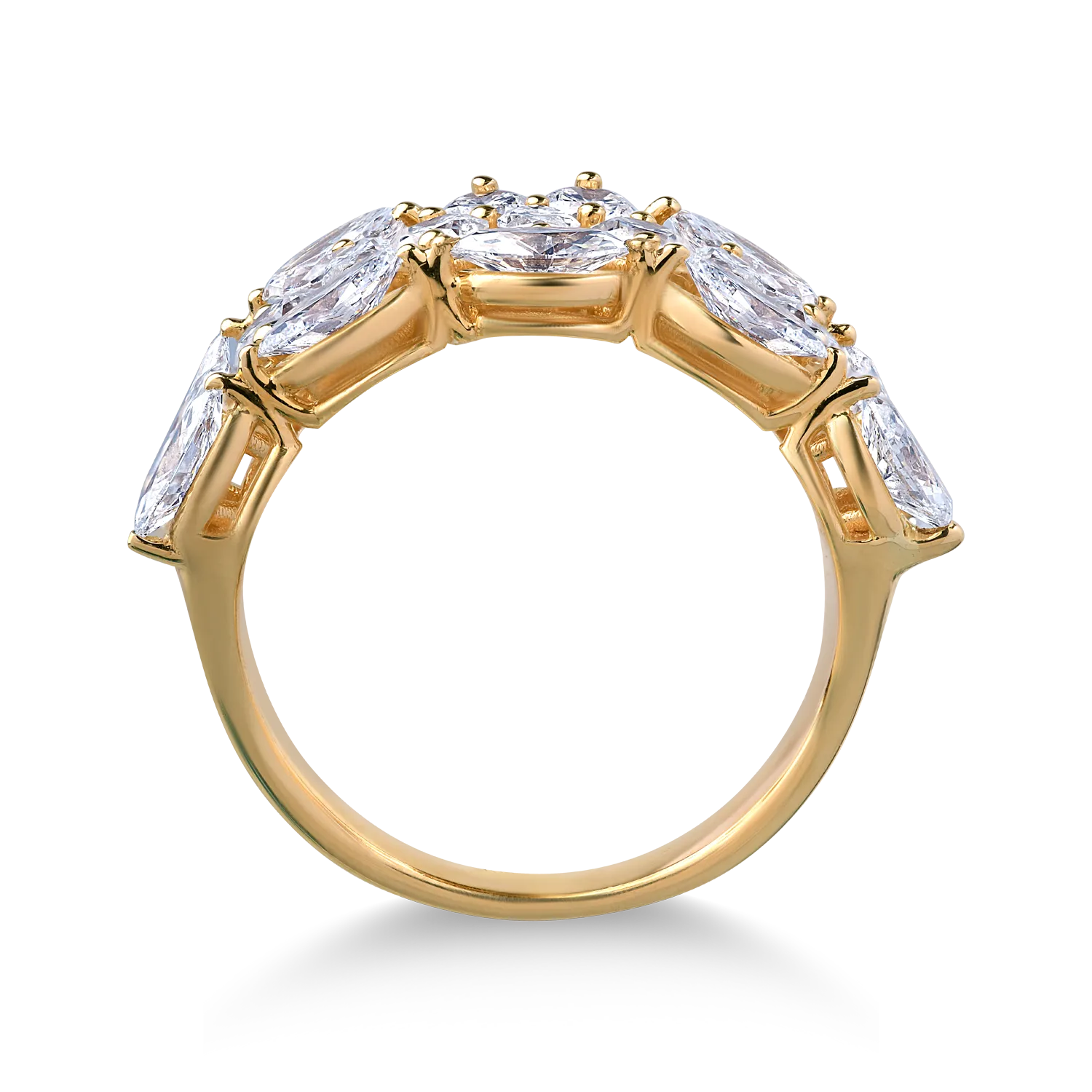 18K yellow gold ring with 2.8ct diamonds