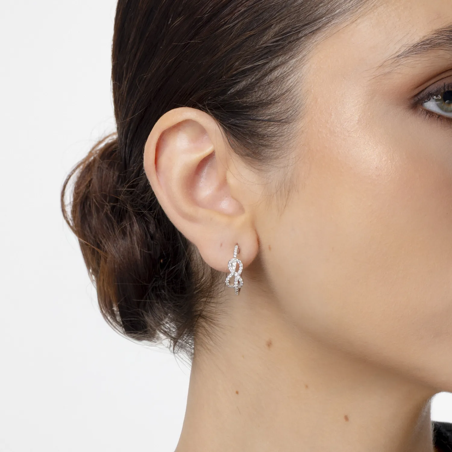 18K fehérarany fülbevaló 0.5ct gyémántokkal