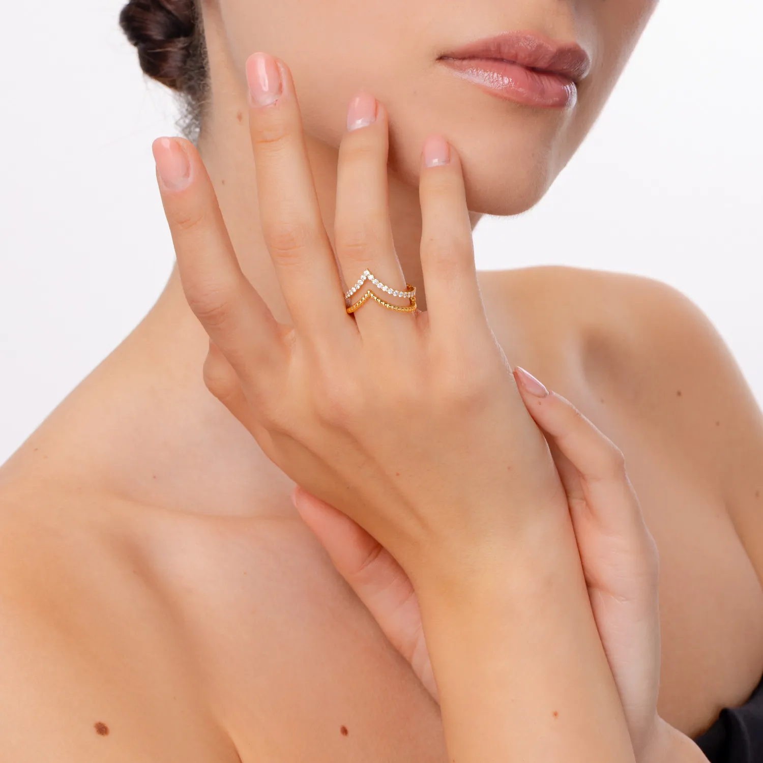Pierścionek z 18K żółtego złota z diamentami o masie 0.42ct