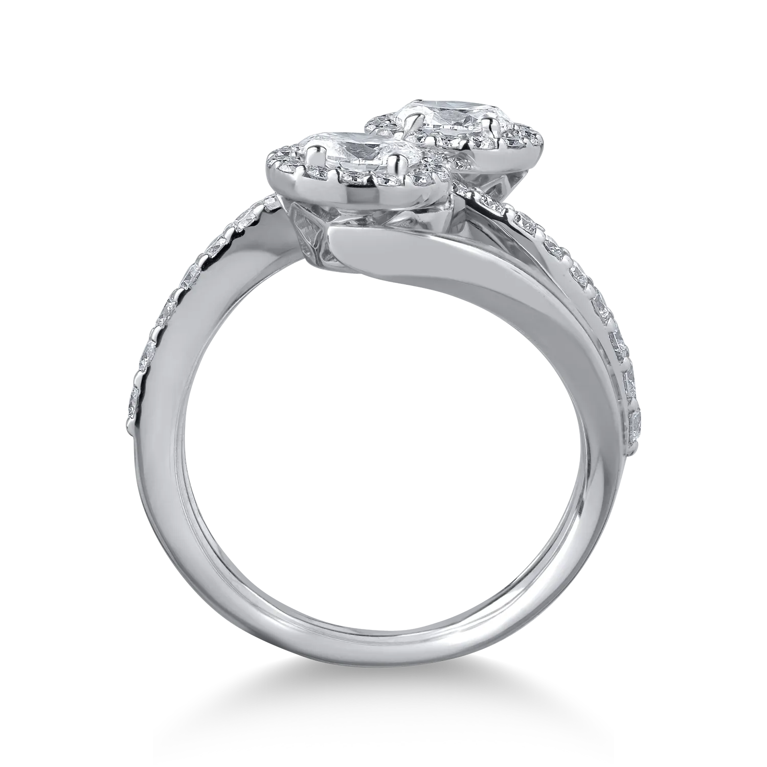 18K white gold ring with 1.3ct diamonds
