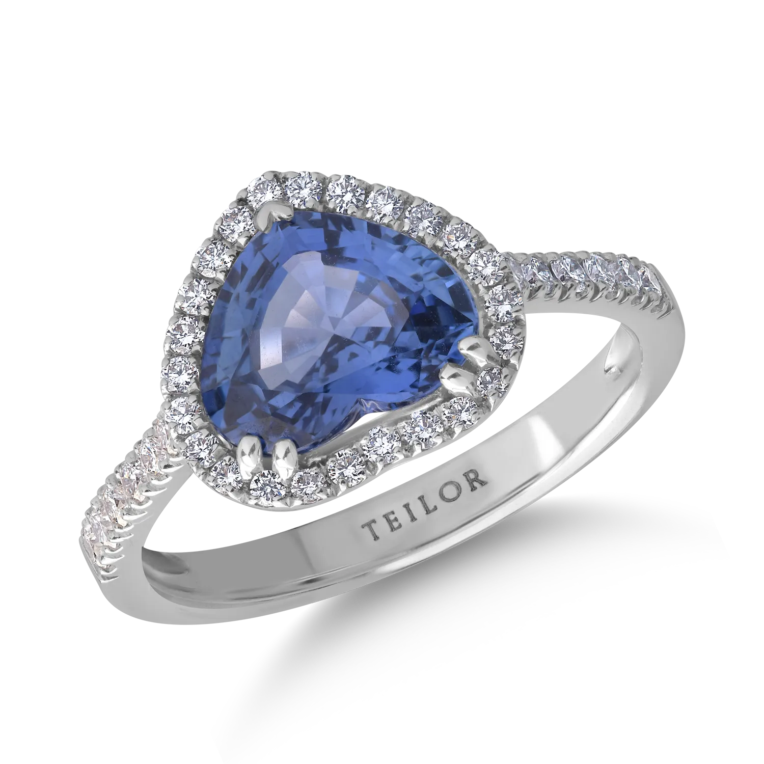 18K white gold ring with 2.09ct sapphire and 0.33ct diamonds