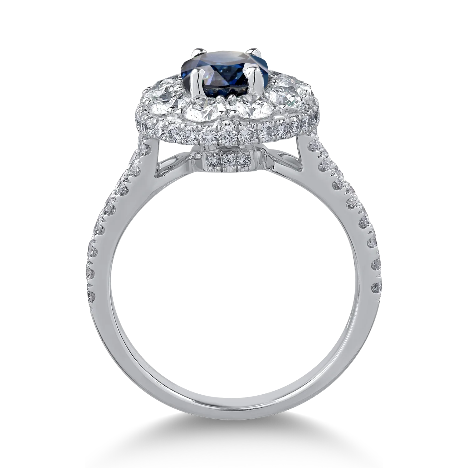 18K white gold ring with 1.85ct sapphire and 1.8ct diamonds