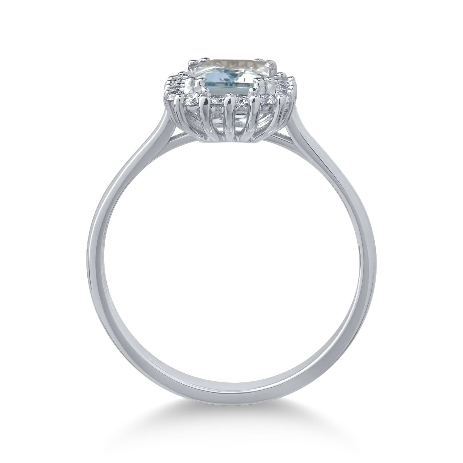 18K white gold ring with 0.94ct aquamarine and 0.22ct diamonds