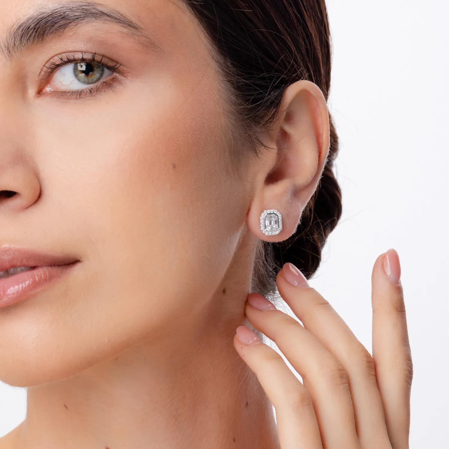 Kolczyki z 18K białego złota z brylantami 1.09ct