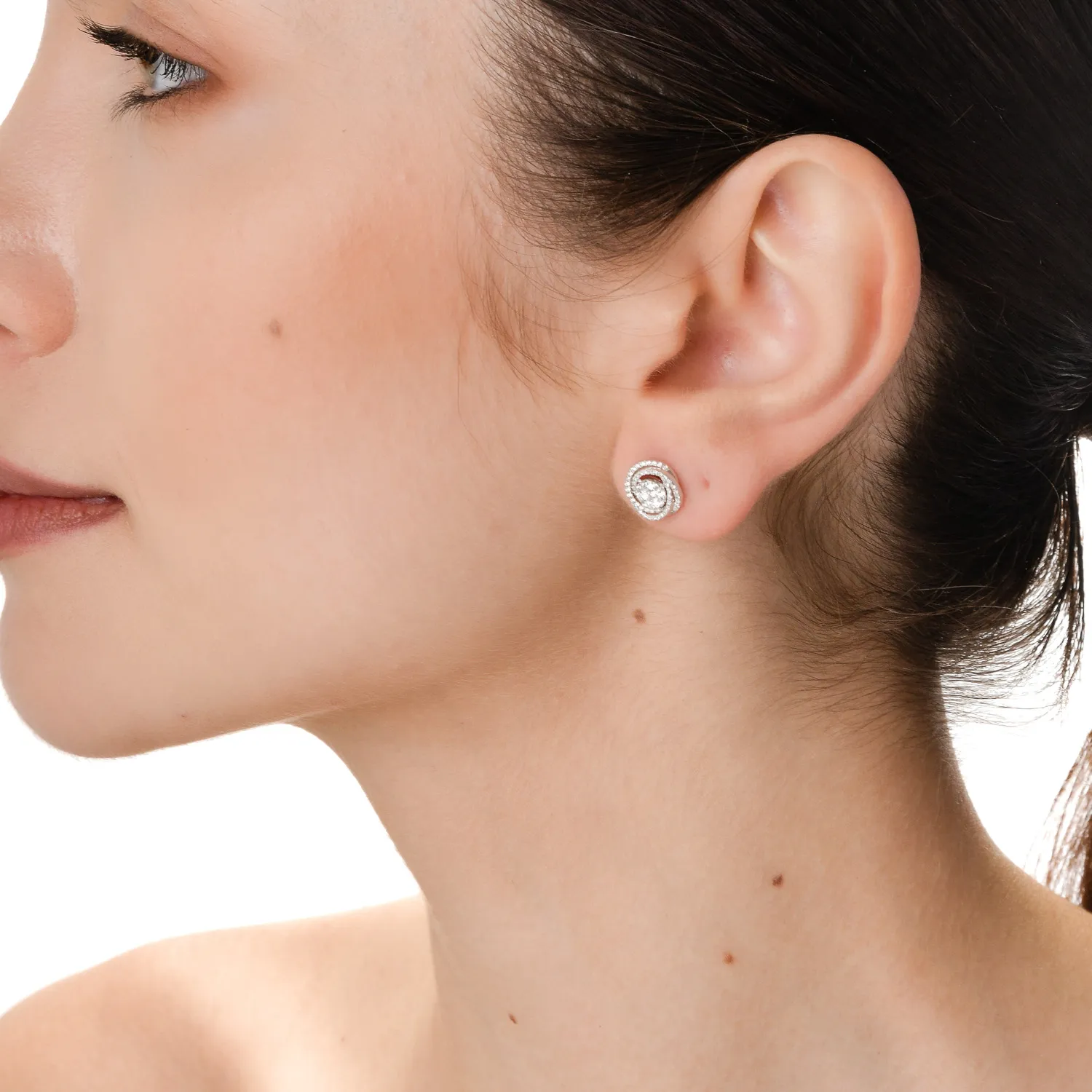 Fehérarany fülbevaló 0.5ct gyémántokkal