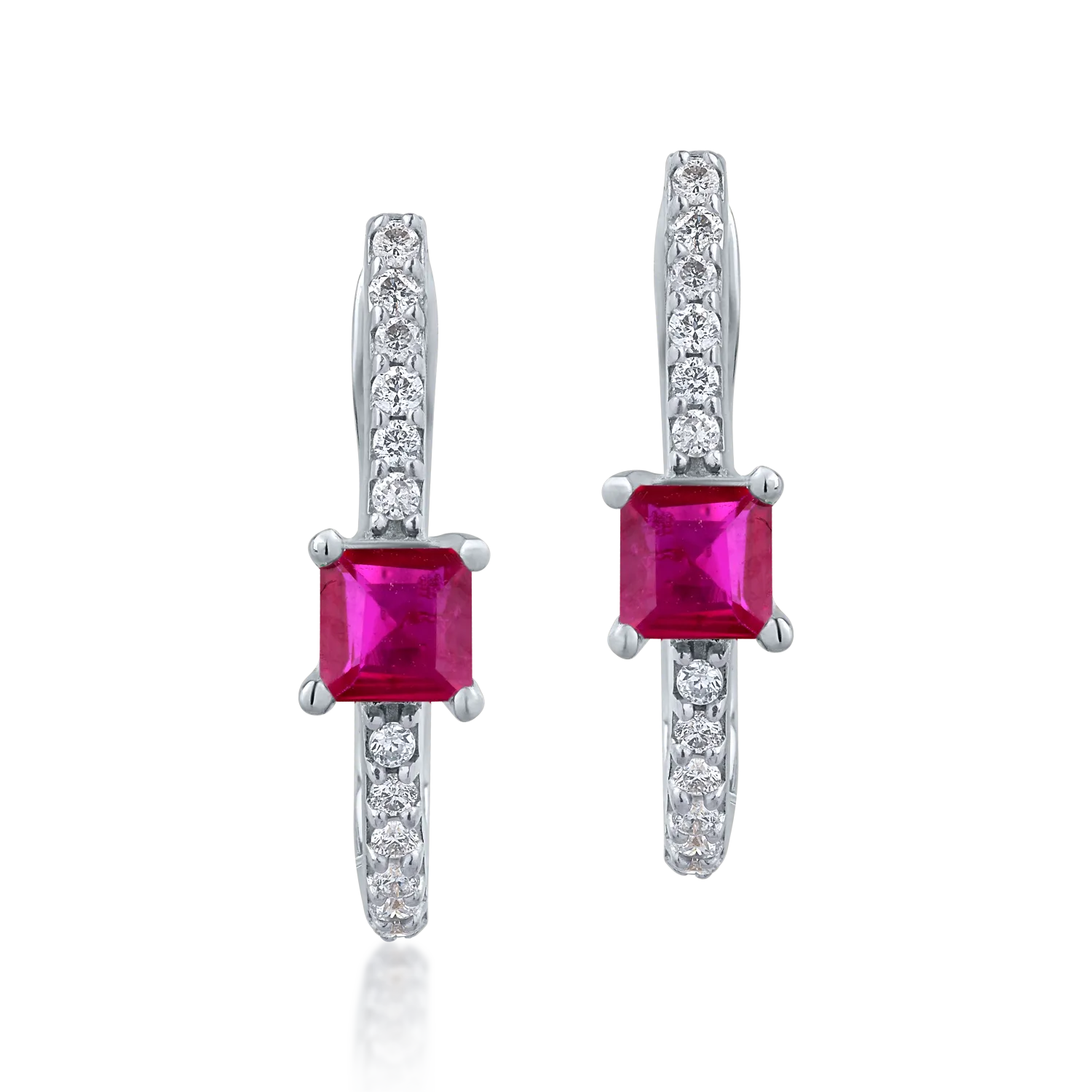 Cercei din aur alb cu rubine princess de 0.504ct si diamante de 0.129ct