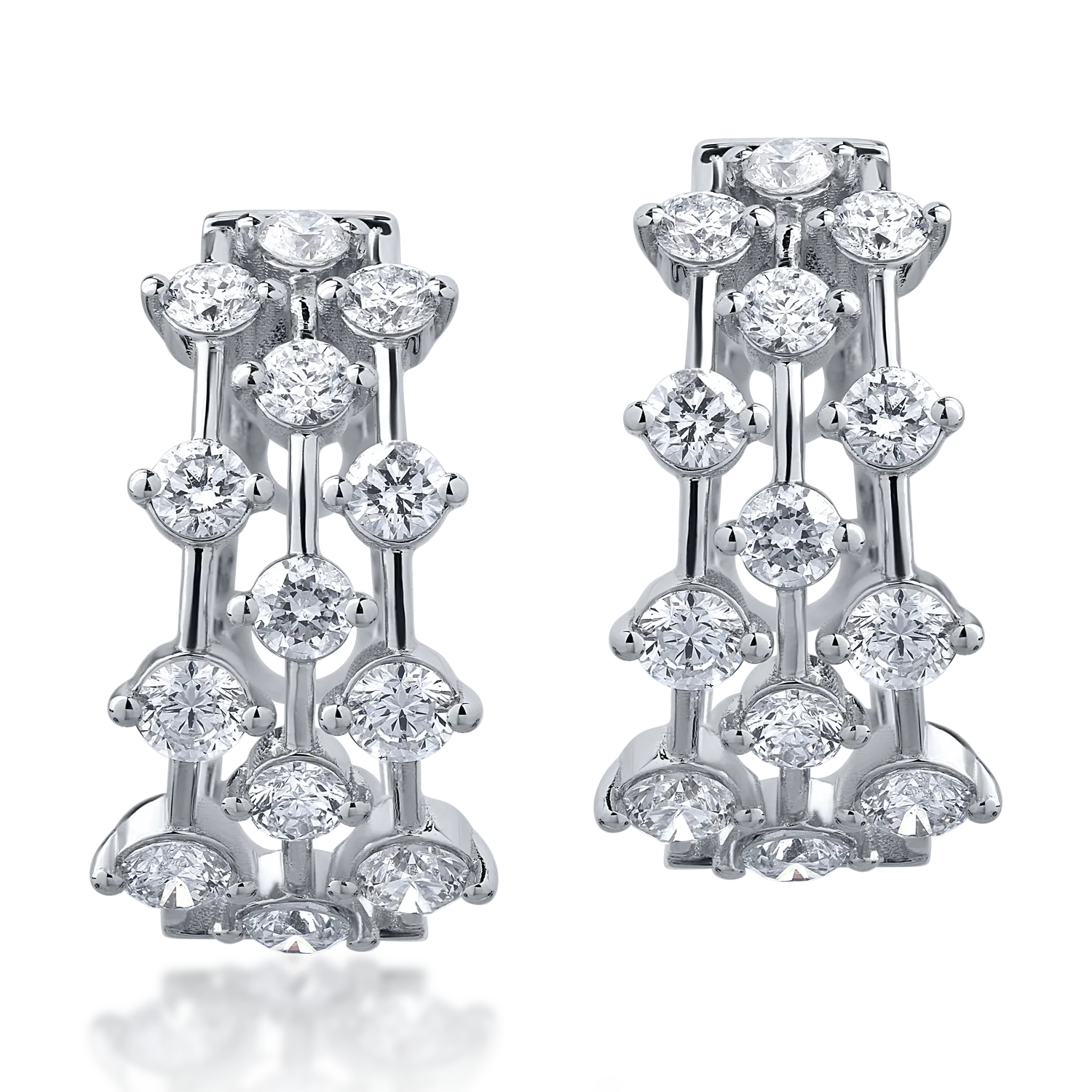18K white gold earrings with 2.27ct diamonds