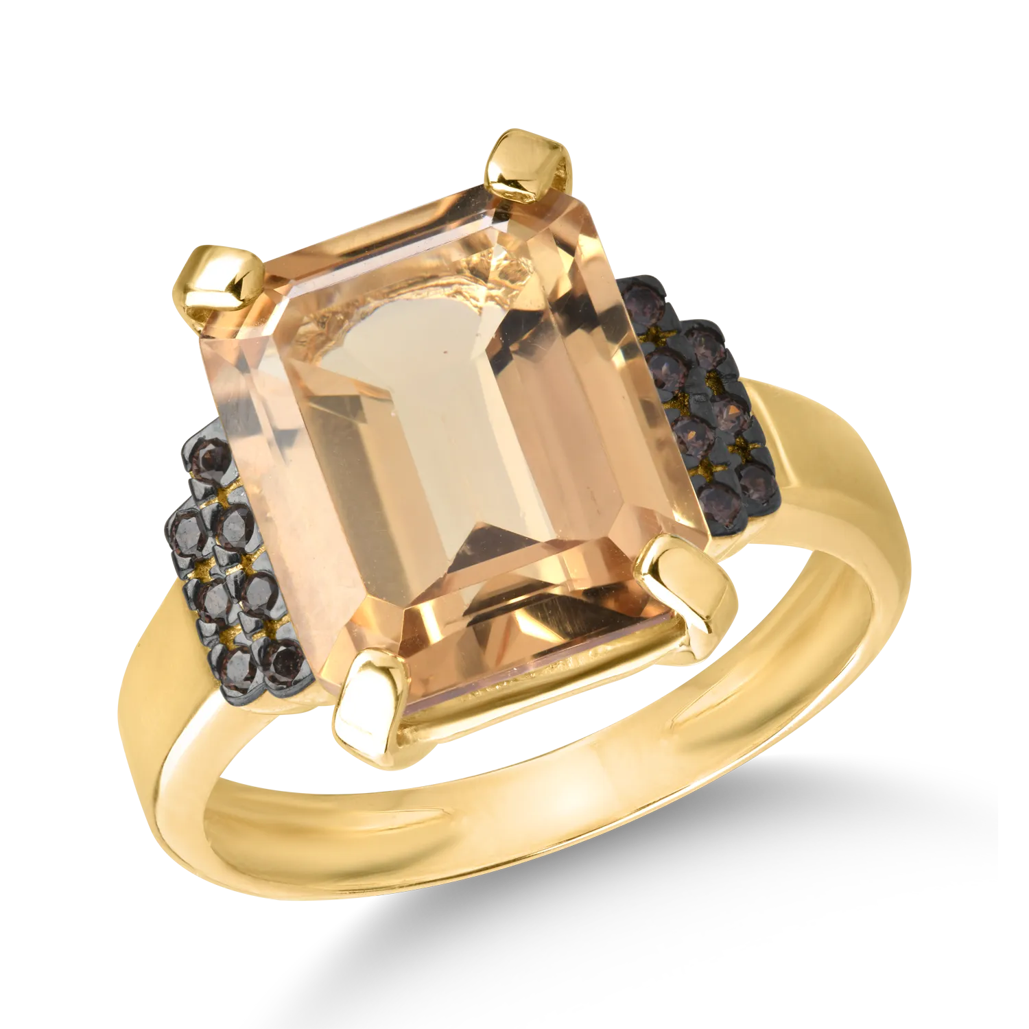 Yellow gold ring