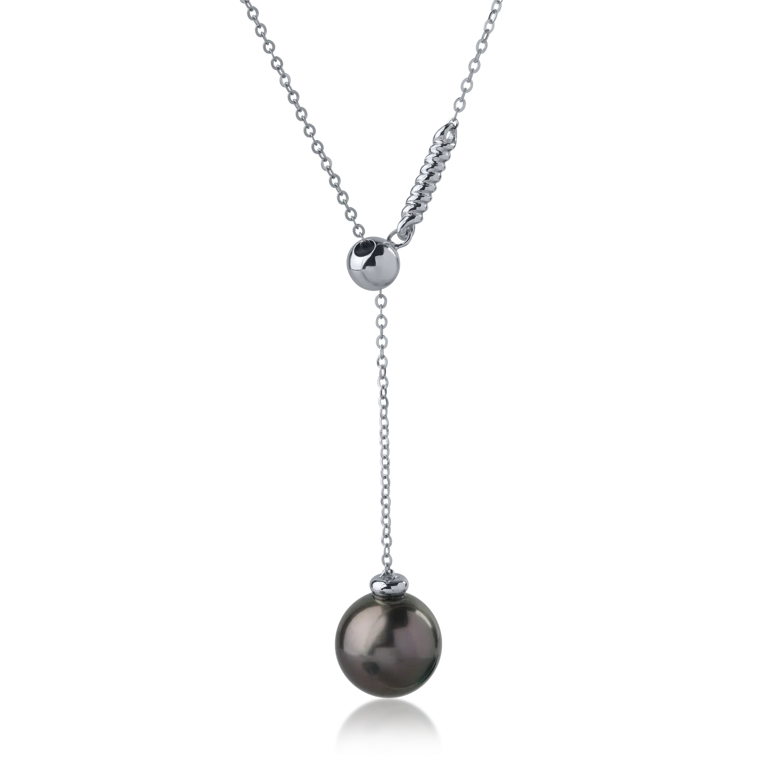 White gold pendant necklace with freshwater pearl