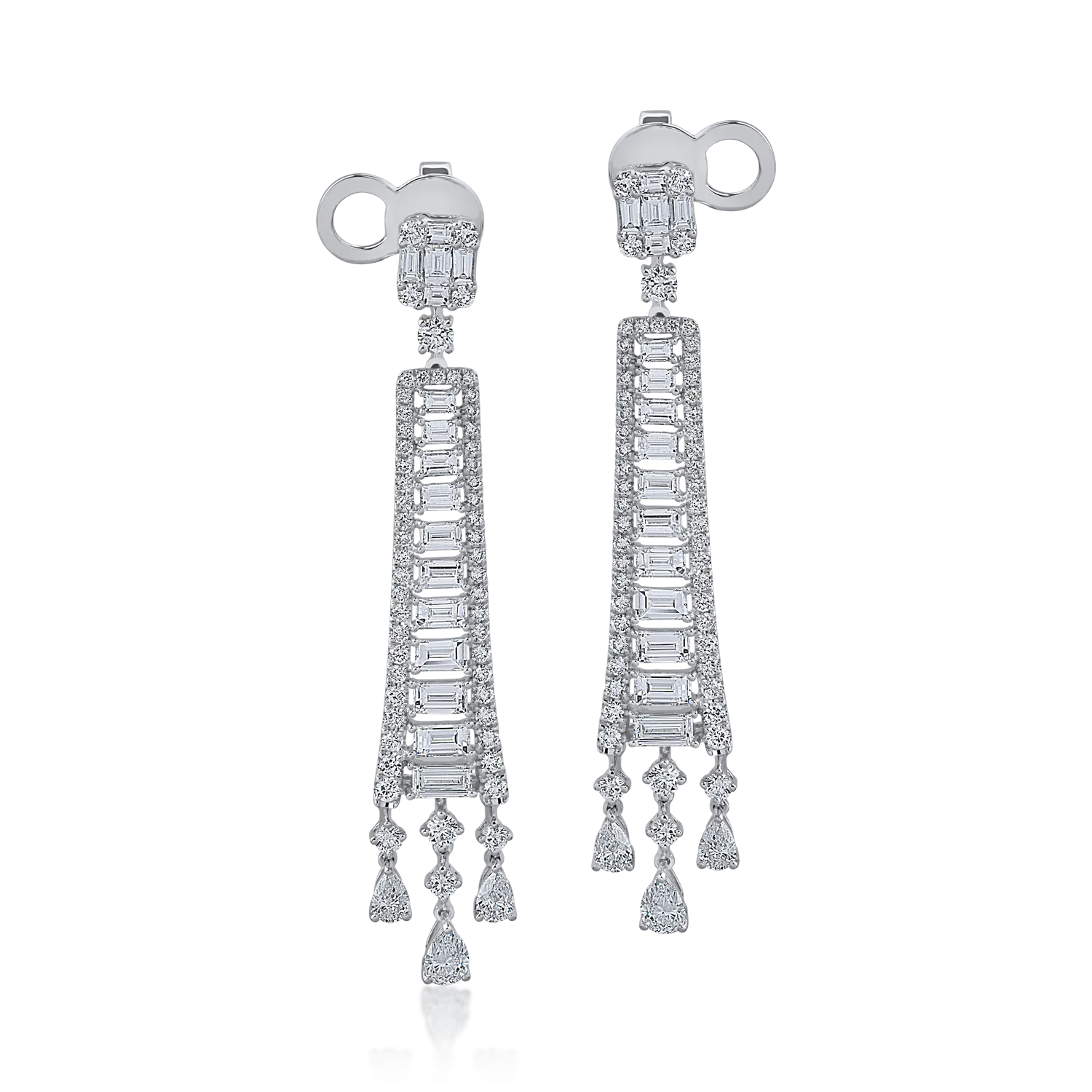 White gold earrings with 5.28ct diamonds